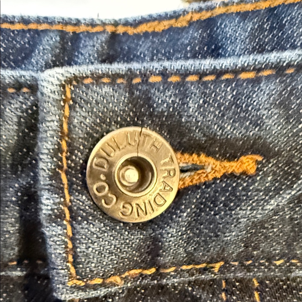 Duluth Trading Co Relaxed Fit Dark Blue Jeans - 40x30 - Picture 4 of 5